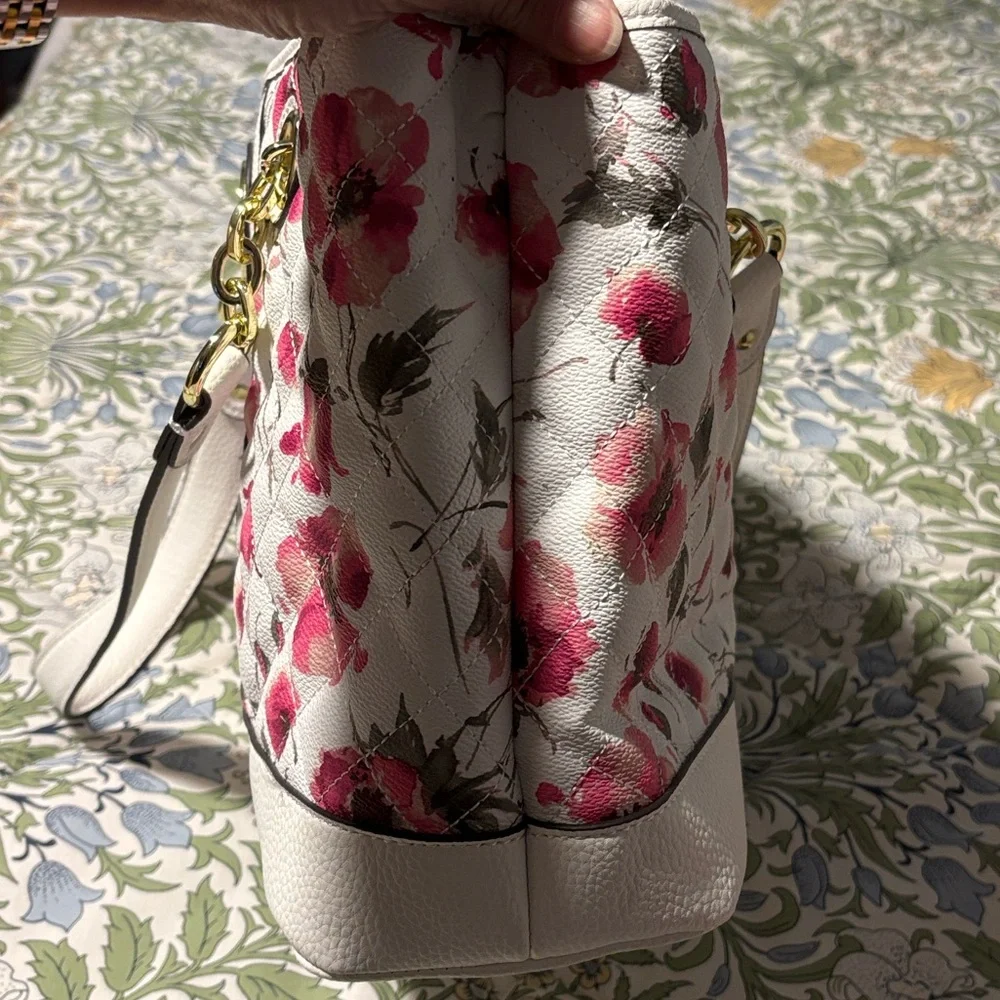 Liz Claiborne Rose Print Floral Shoulder Bag in White and Pink